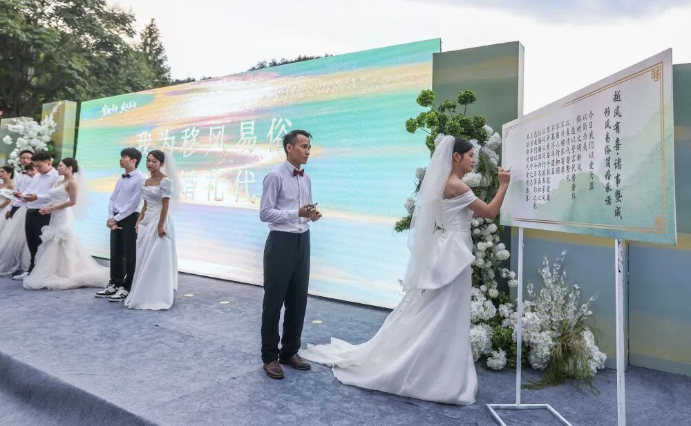 2025121015301765351823076012210.jpg 2025121015301765351823076012210.jpg